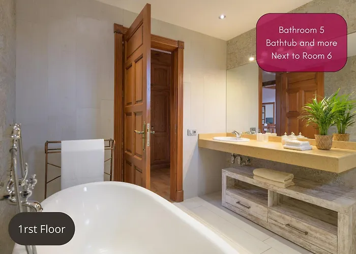 Spacious Private Up To 16 - Authentic - Volcano, Timanfaya Park, Bodega & South Beaches - Heated Pool - Game - Charcoal Grill