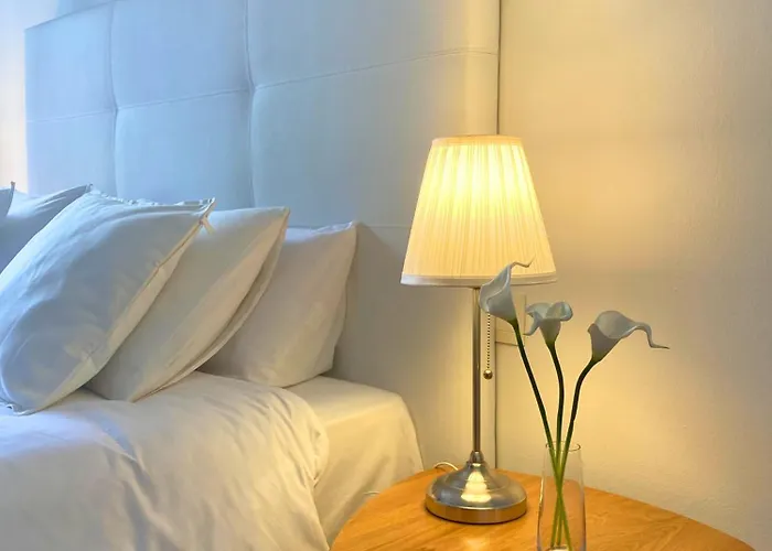 빌라 Spacious Private Up To 16 - Authentic - Volcano, Timanfaya Park, Bodega & South Beaches - Heated Pool - Game - Charcoal Grill *