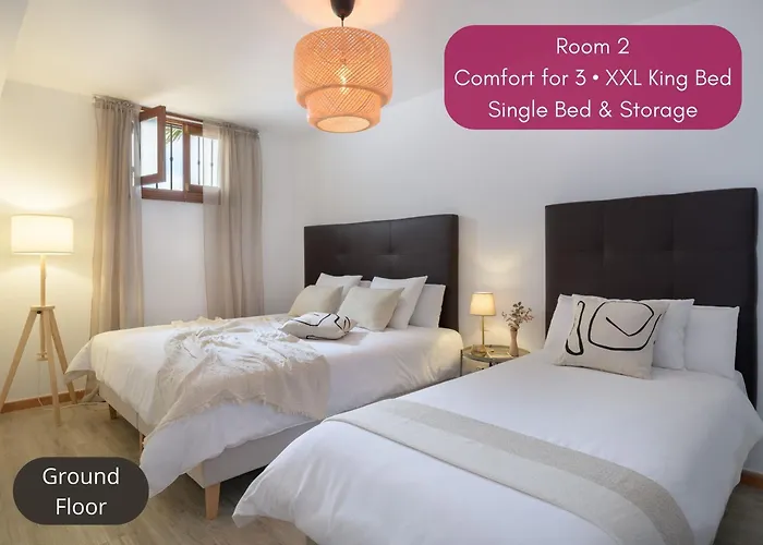 Spacious Private Up To 16 - Authentic - Volcano, Timanfaya Park, Bodega & South Beaches - Heated Pool - Game - Charcoal Grill Villa Yaiza (Lanzarote)