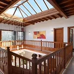 Villa Spacious Private Up To 16 - Casa Quintero - Volcano, Timanfaya Park, Bodega & South Beaches - Heated Pool - Game - Charcoal Grill *