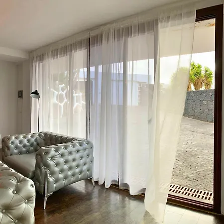 Volcano, Vineyard & South Beaches - Spacious Private In Authentic - Heated Pool - Game - Charcoal Grill * Yaiza (Lanzarote)