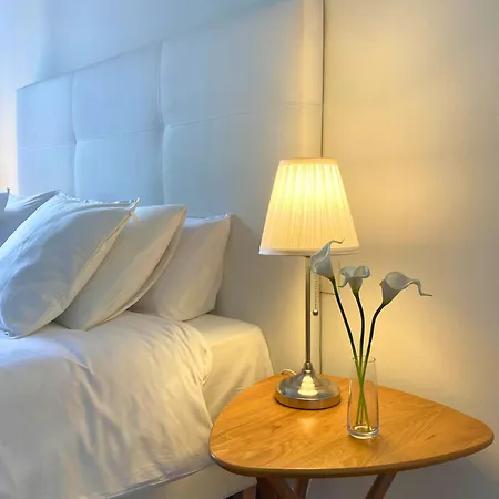 Villa Spacious Private Up To 16 - Authentic - Volcano, Timanfaya Park, Bodega & South Beaches - Heated Pool - Game - Charcoal Grill *