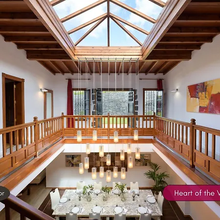 500M2 Private Villa Up To 16 - Casa Quintero Yaiza - Heated Pool - Volcano, Timanfaya Park, Bodega & South Beaches - Game Room - Charcoal Grill * Yaiza (Lanzarote)